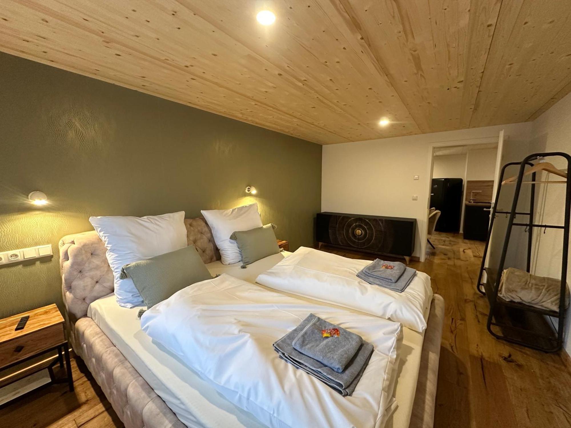 Apartment Am Weissensee *